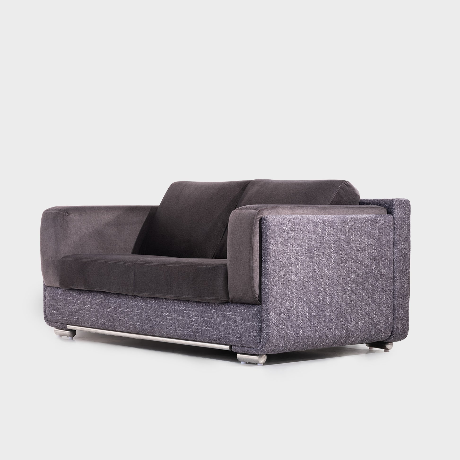 HOF BASILIO – Strength, Comfort, and Modern Elegance