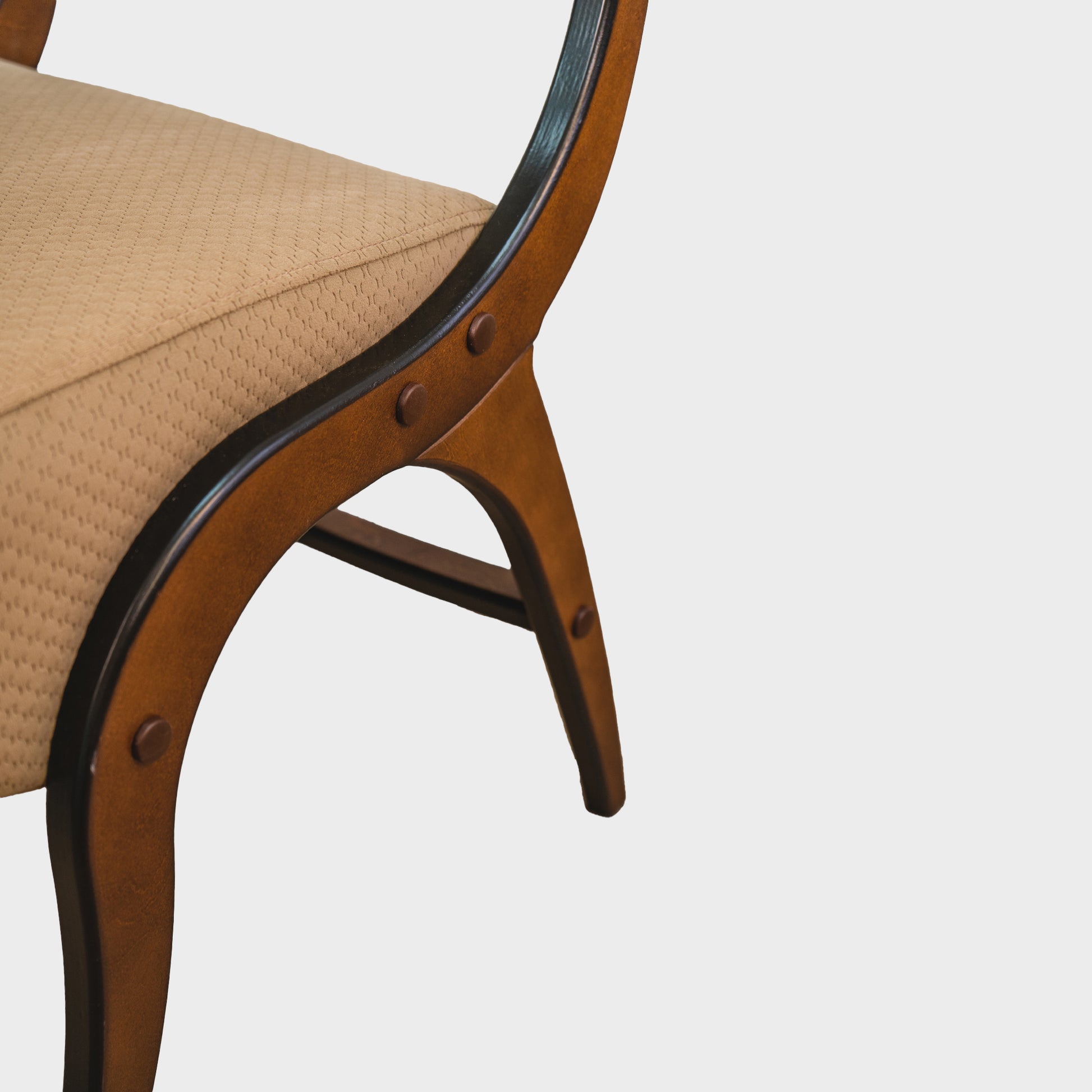 HOF Sail – Elegant & Versatile Wooden Chair