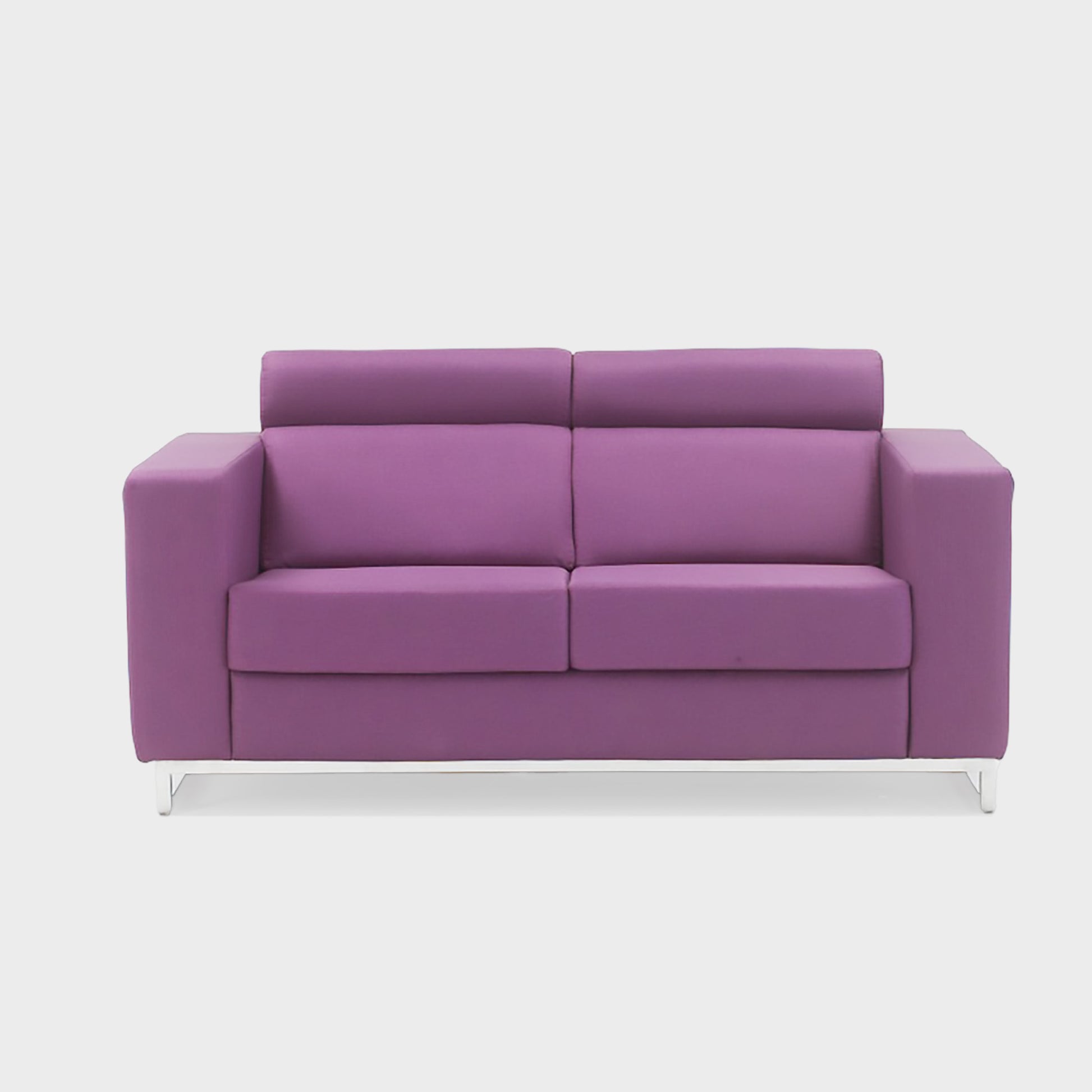 CENNA – A Blend of Strength, Comfort, and Modern Appeal